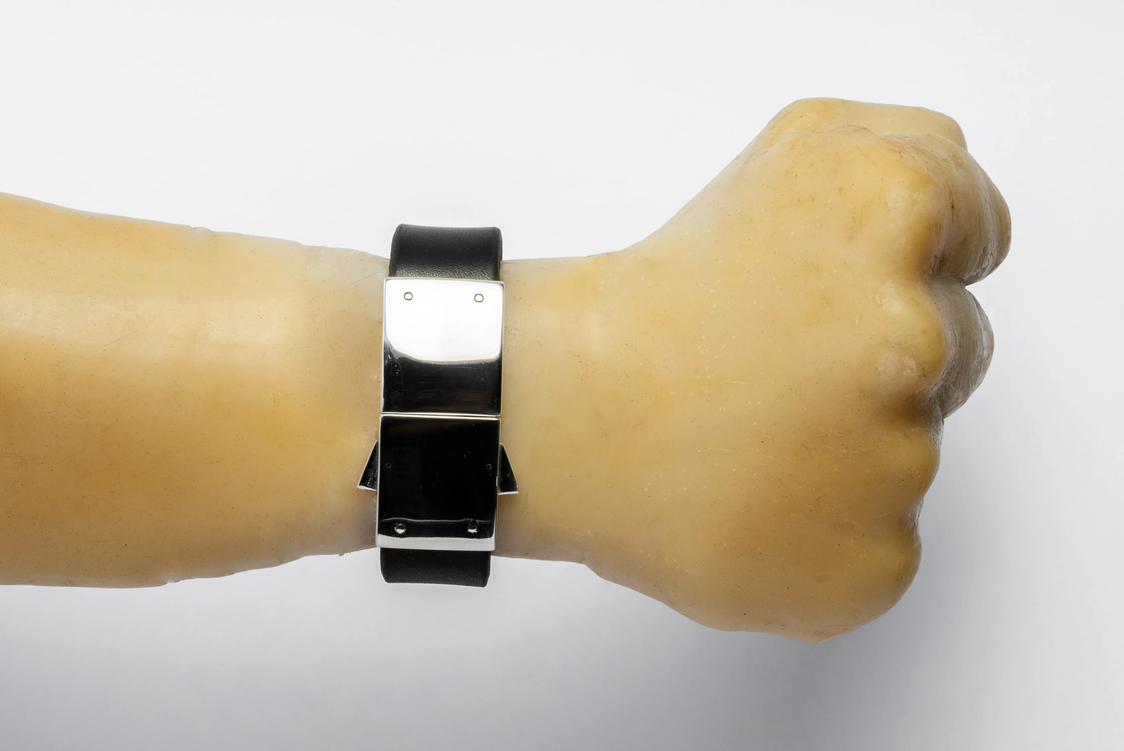 Box Lock Bracelet v2 (BLK PA)