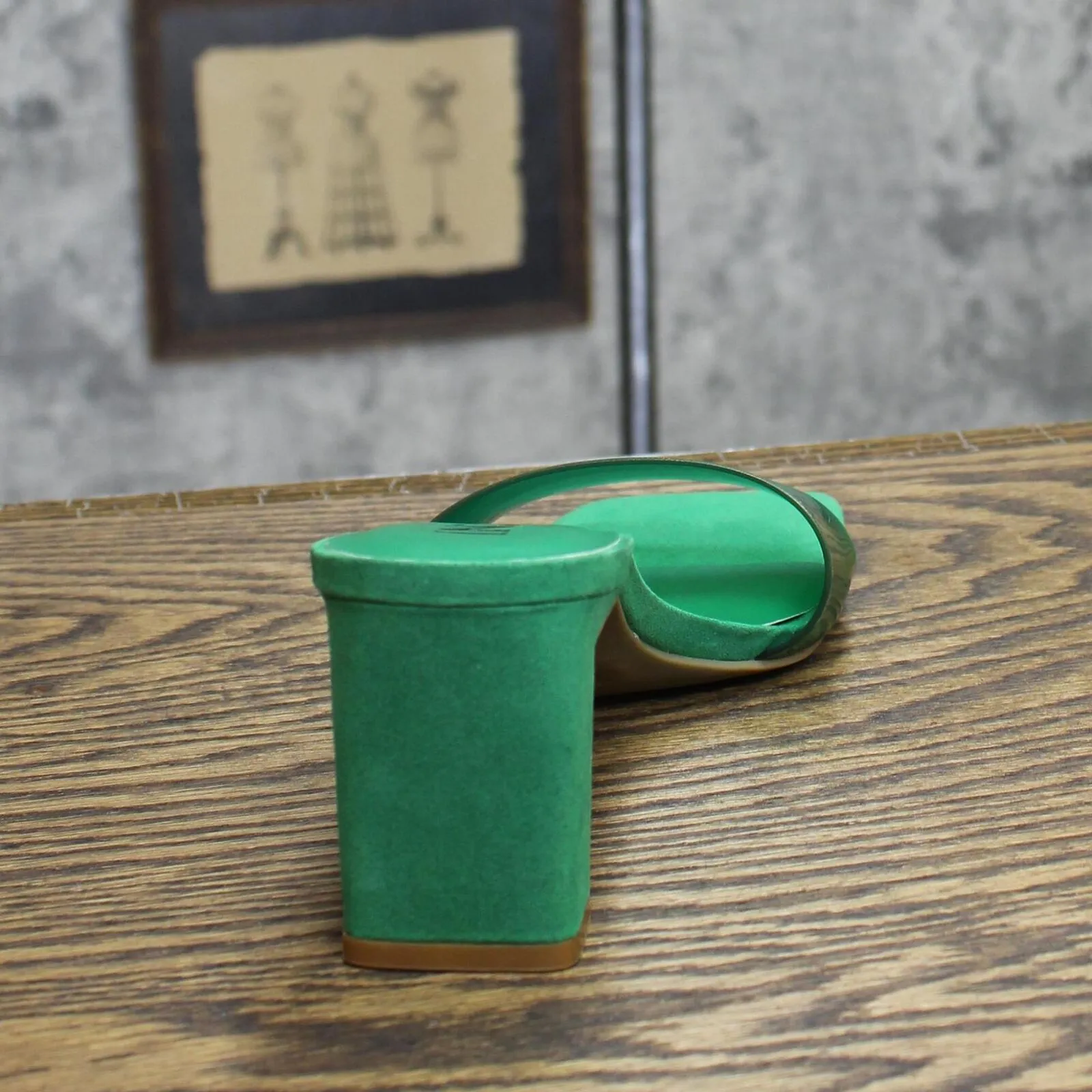 Inc Beyla Heeled Slides Amputee Replacement Left Shoe Only Green Vinyl 7M