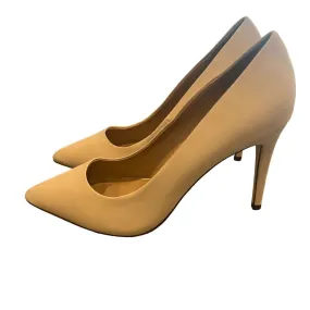 Mix No 6 Womens Sz 10 Classic Ivory White Pointed Toe Pumps Lill Drag