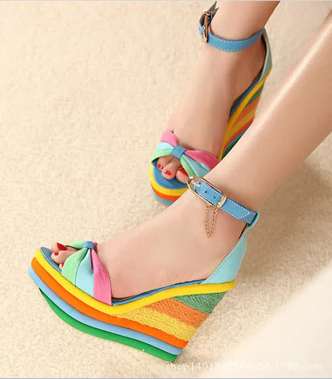 Wedge straw fish mouth sandals - Women's shoes